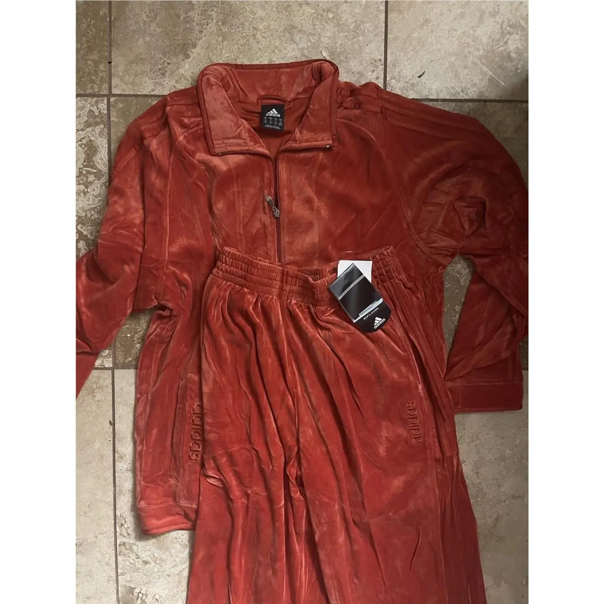Adidas clothing - Orange 3
