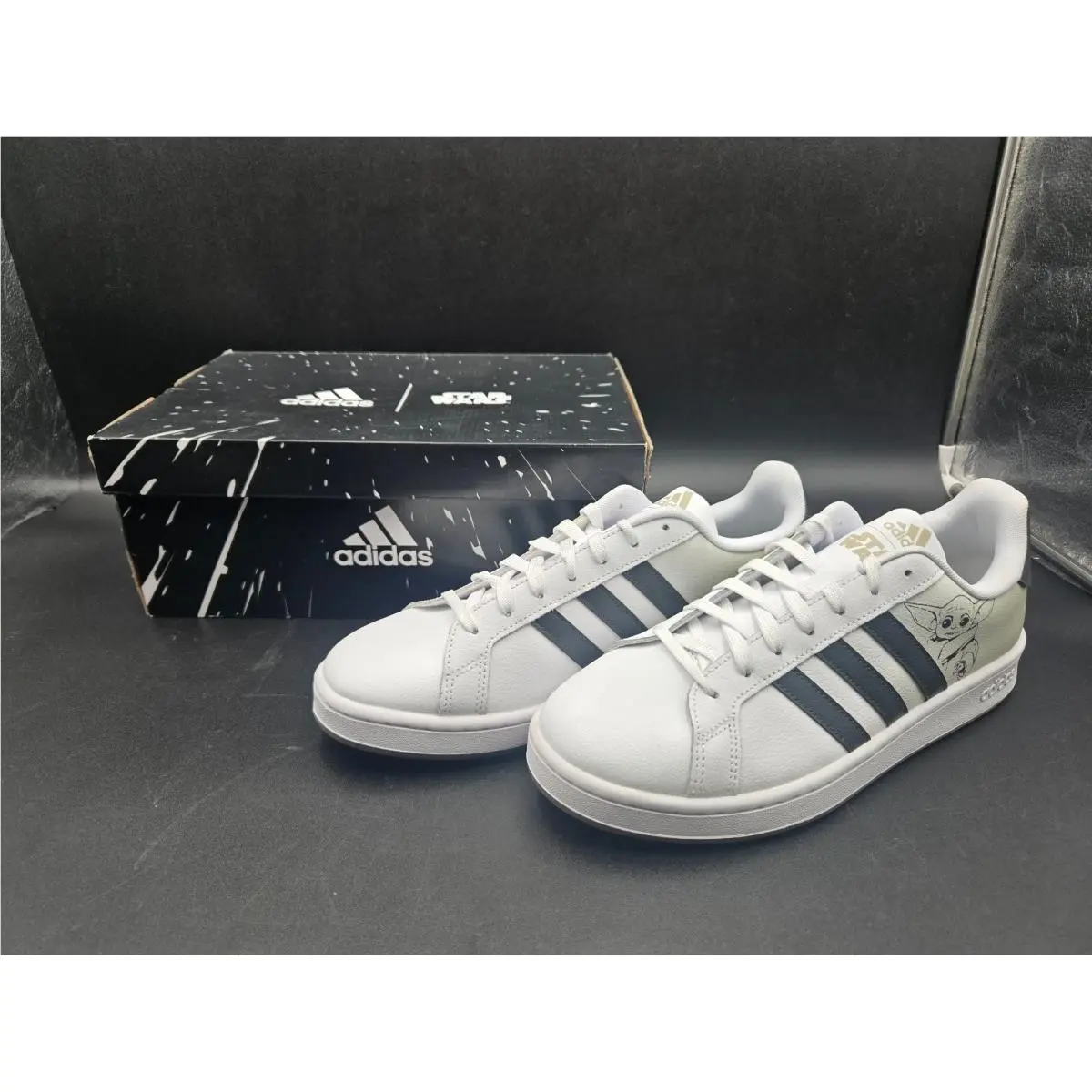 Adidas Shoes Mens 11.5 Star Wars Grand Court White Black Grogu Baby Yoda H02554