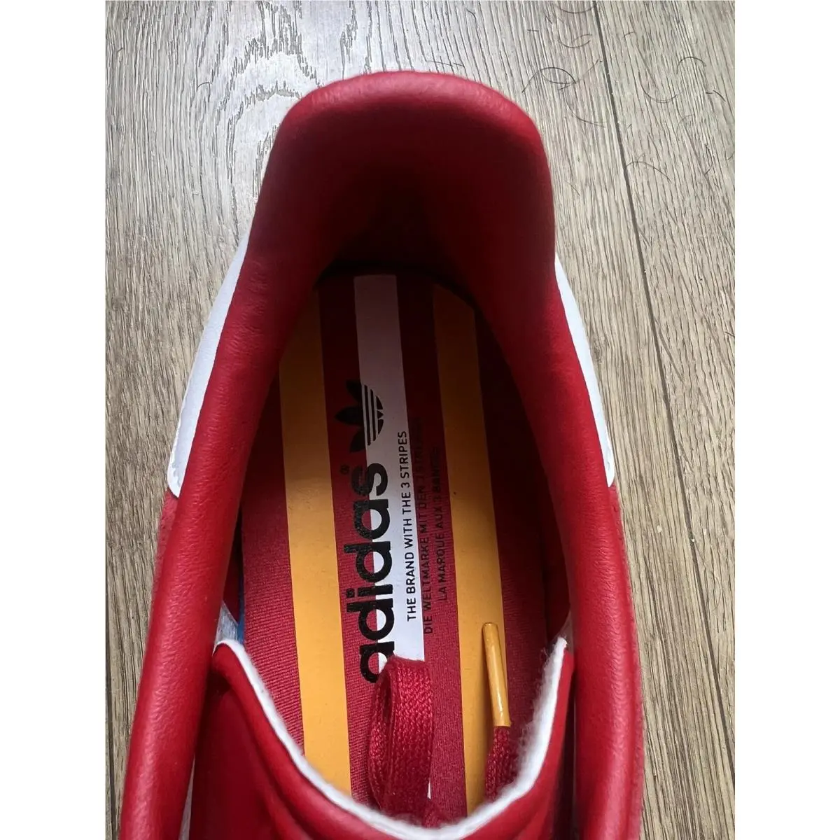 Adidas Gazelle - Size: Men 12.5 Au/uk M12 JP M305 - Red/white
