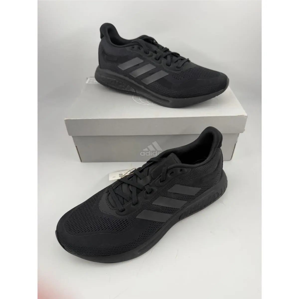 Adidas Men’s Supernova - SZ 8 - Triple Black Lace-up Low Top Shoes Sneakers