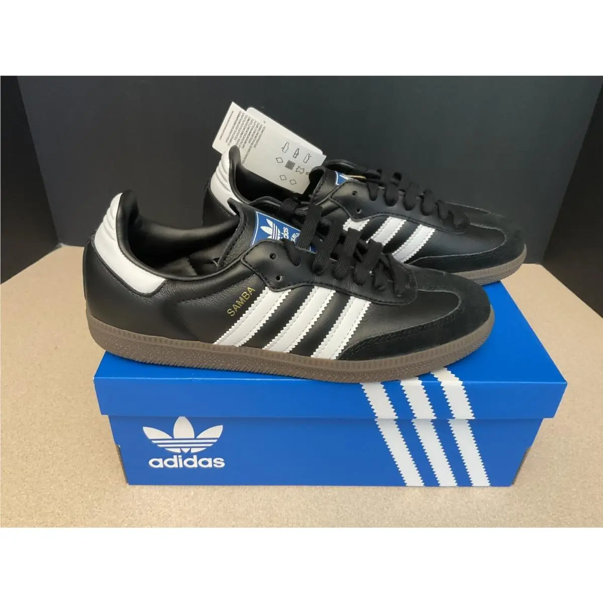 Adidas Originals Samba OG Black/white/gum Shoes. Men’s 6. Women’s 7. Nice