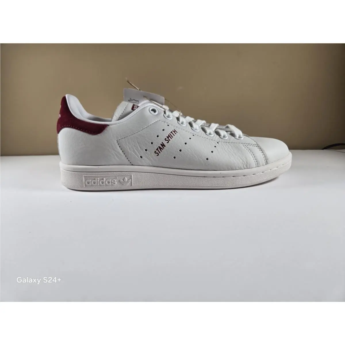 Adidas Stan Smith Mens Shoes Size 7.5 Coler White Red Style Iu9397