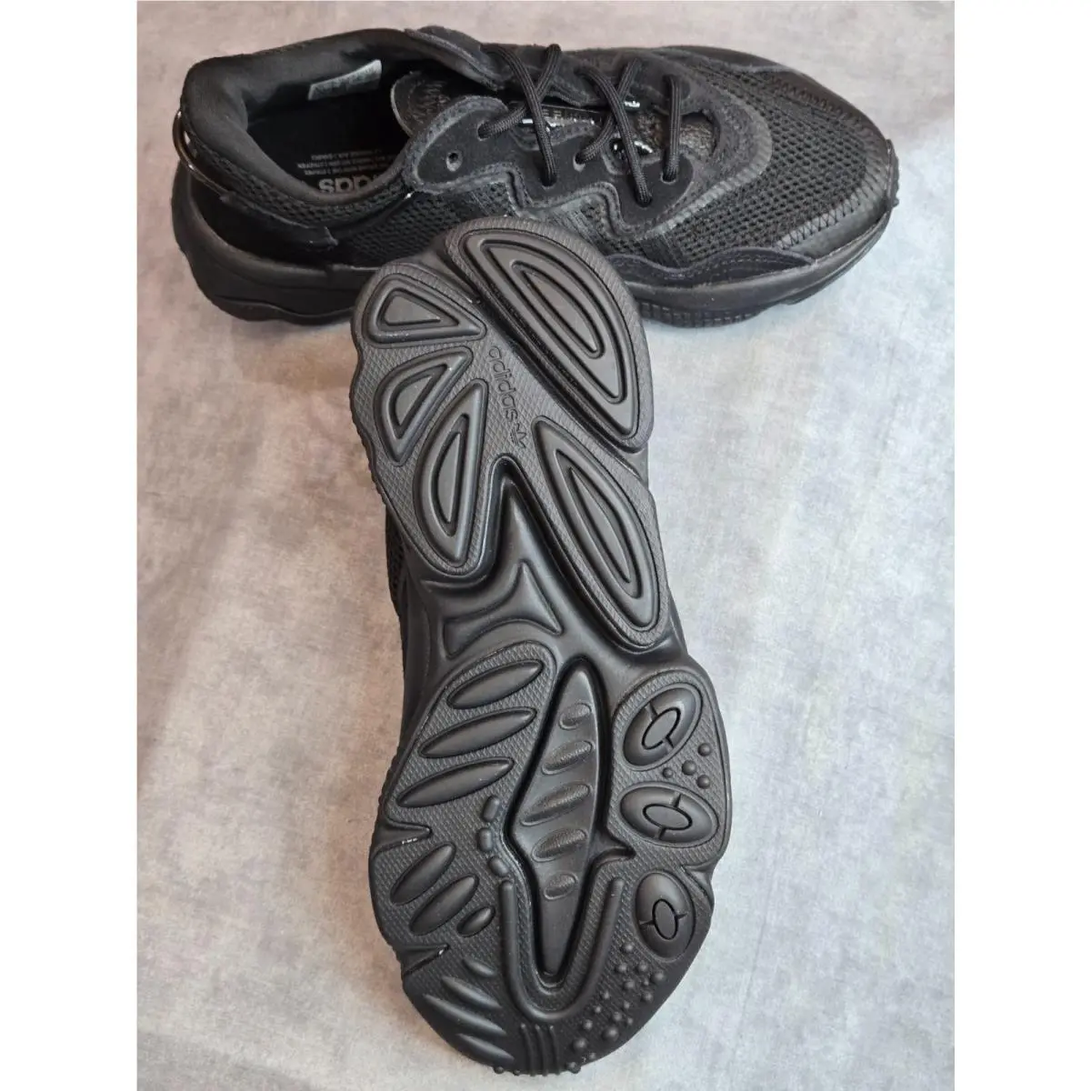Adidas shoes - adidas Orignals Ozweego J - Orignals Ozweego - EE7775 - Black 3