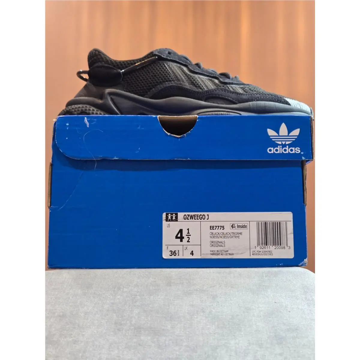Adidas shoes - adidas Orignals Ozweego J - Orignals Ozweego - EE7775 - Black 5