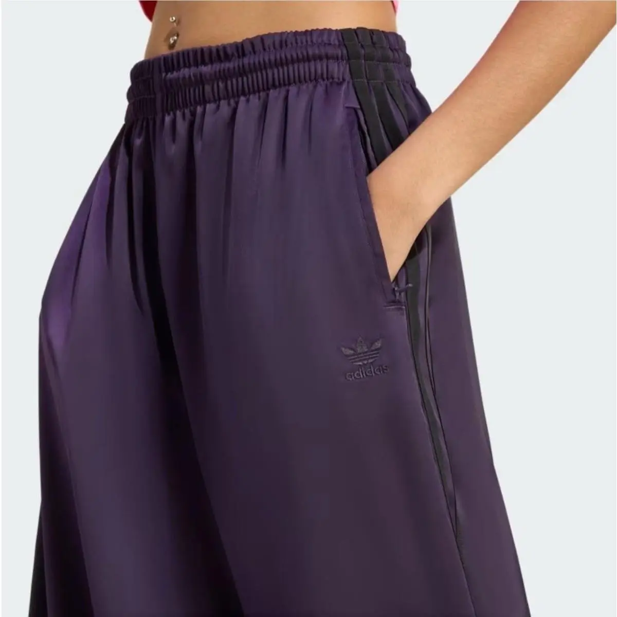 Adidas clothing - Aurora Plum / Black 4