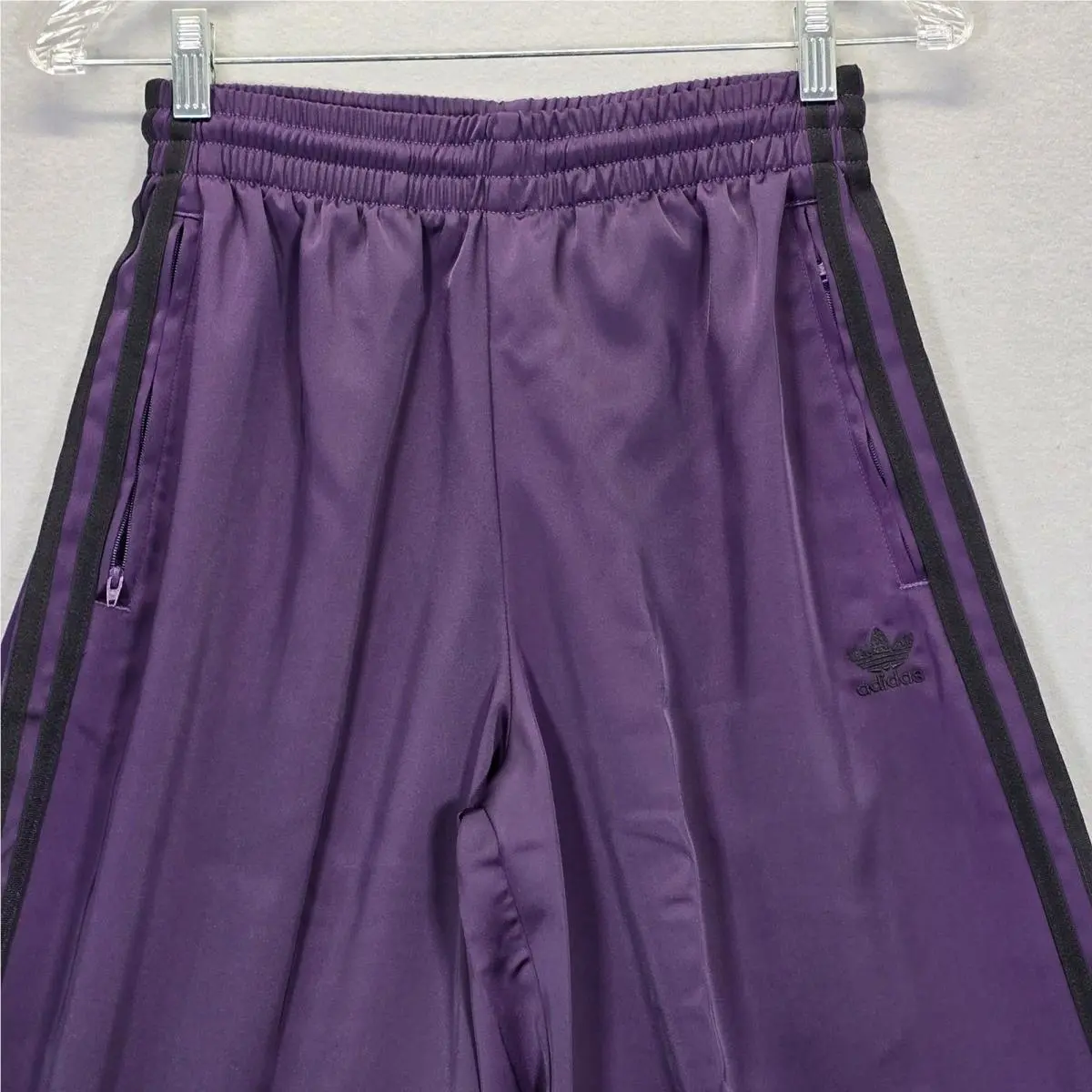 Adidas clothing - Aurora Plum / Black 5
