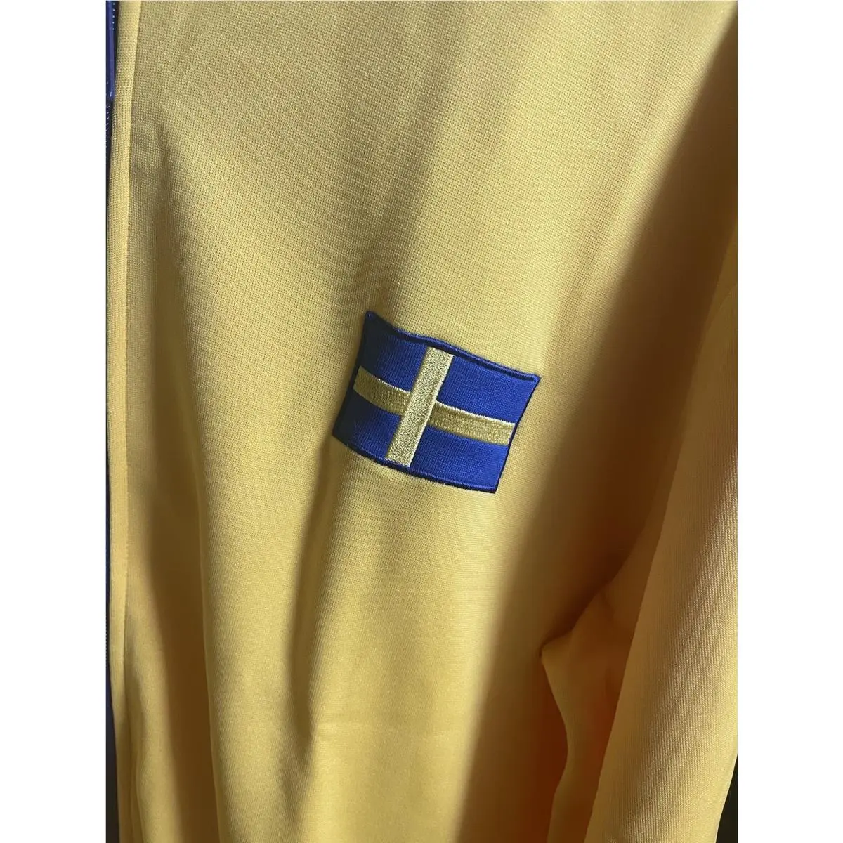 Adidas clothing - Yellow 1