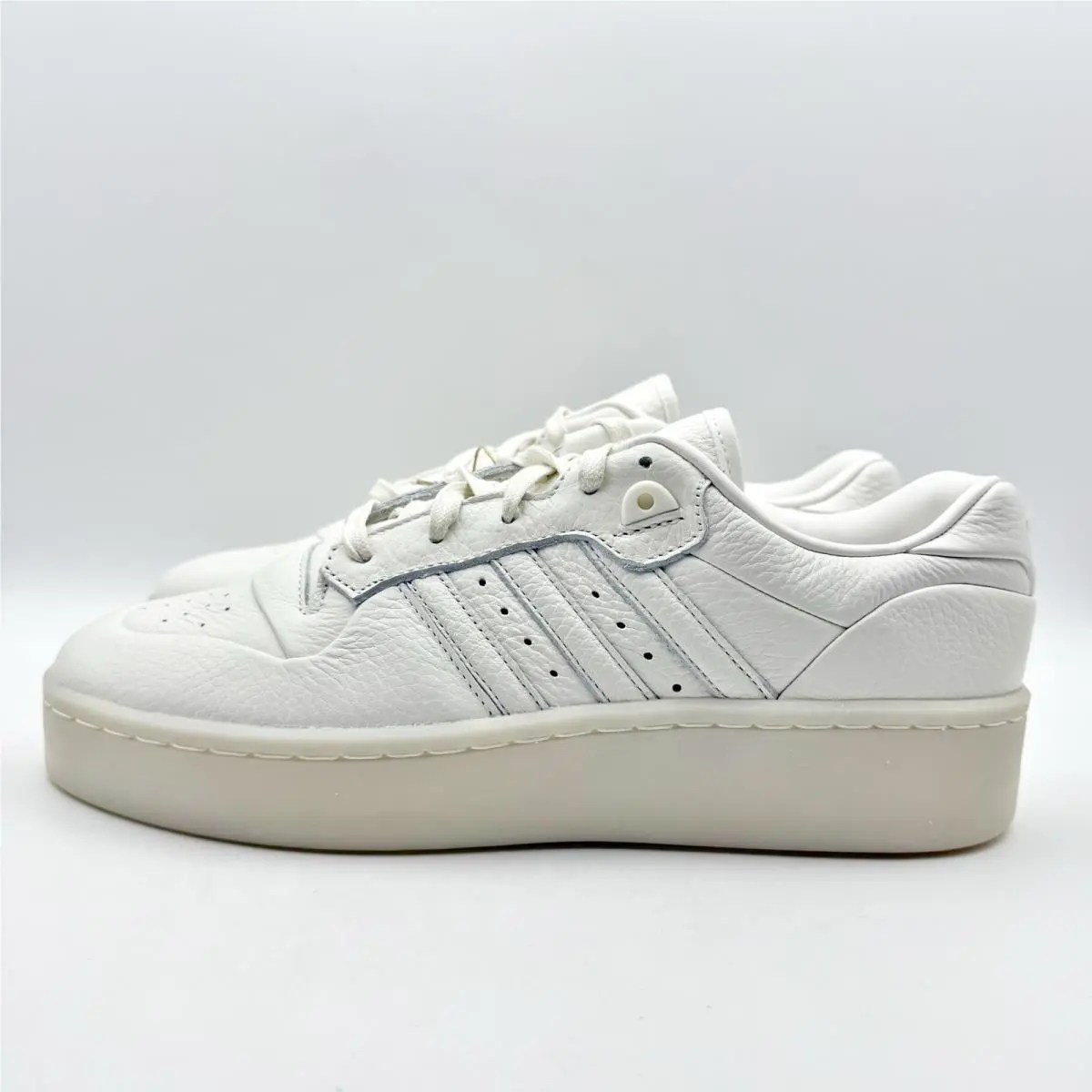 Adidas shoes - White 6