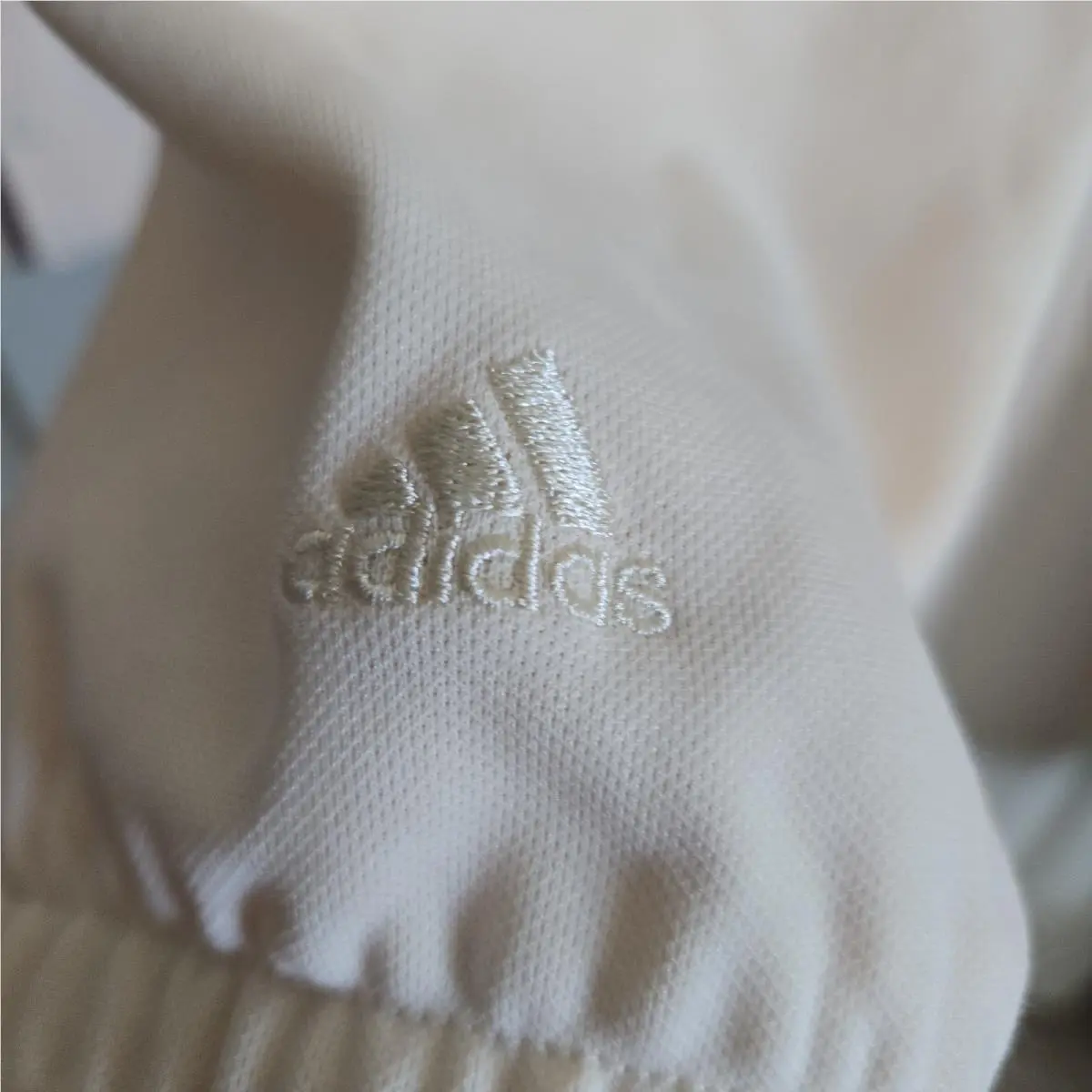 Adidas clothing - Beige 8