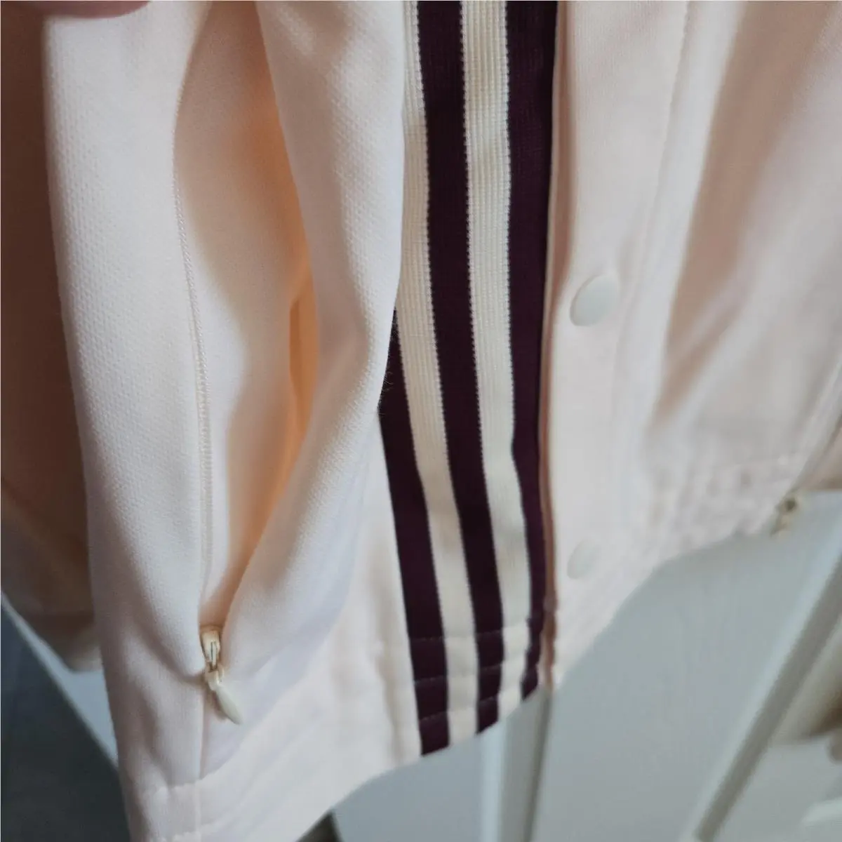 Adidas clothing - Beige 10