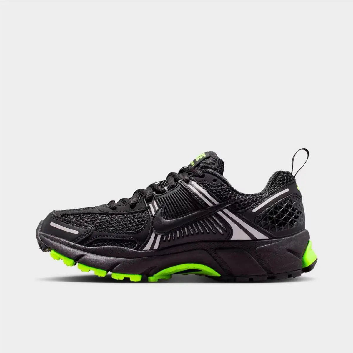 Big Kids` Nike Vomero 5 Casual Shoes Black/black/black/volt HF6998 009
