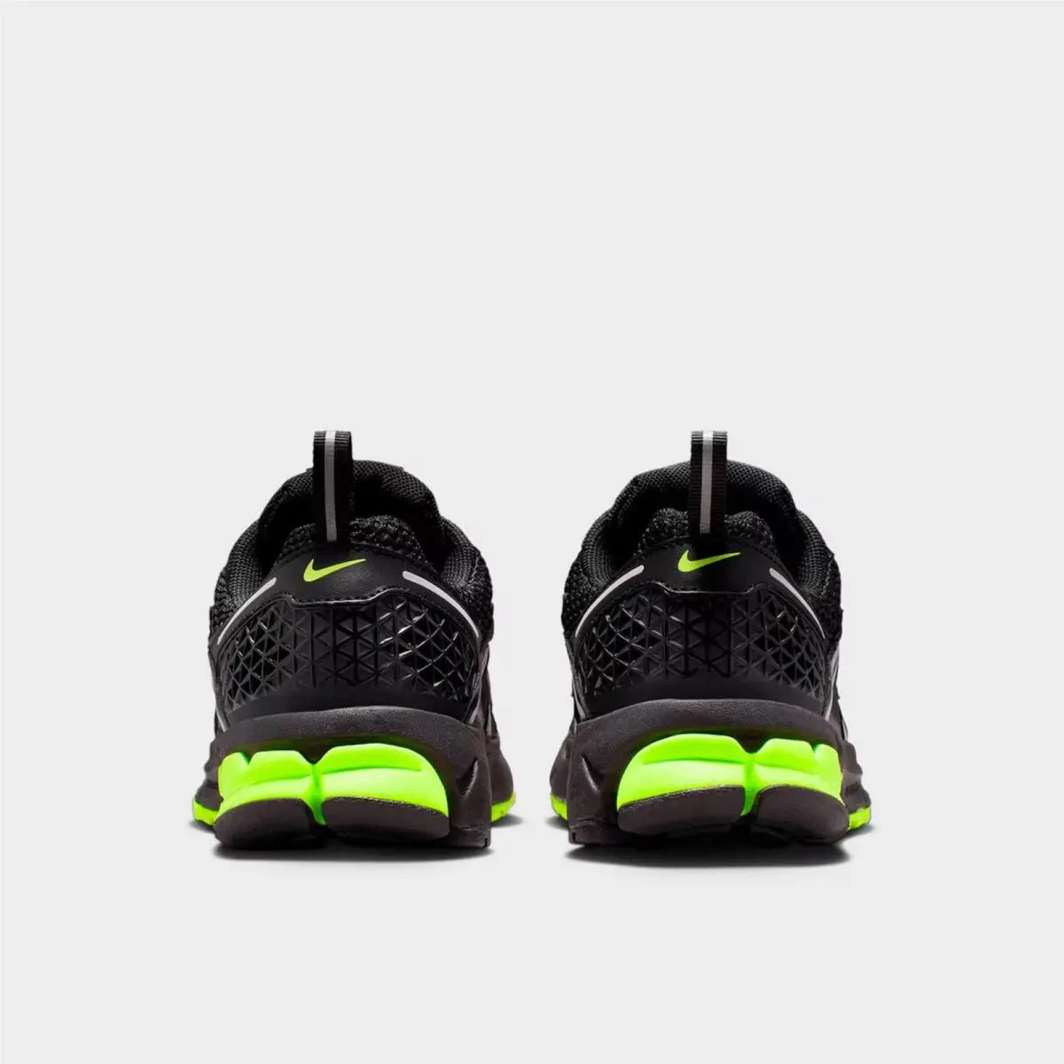 Nike shoes - HF6998 009 - Black/Black/Black/Volt 6