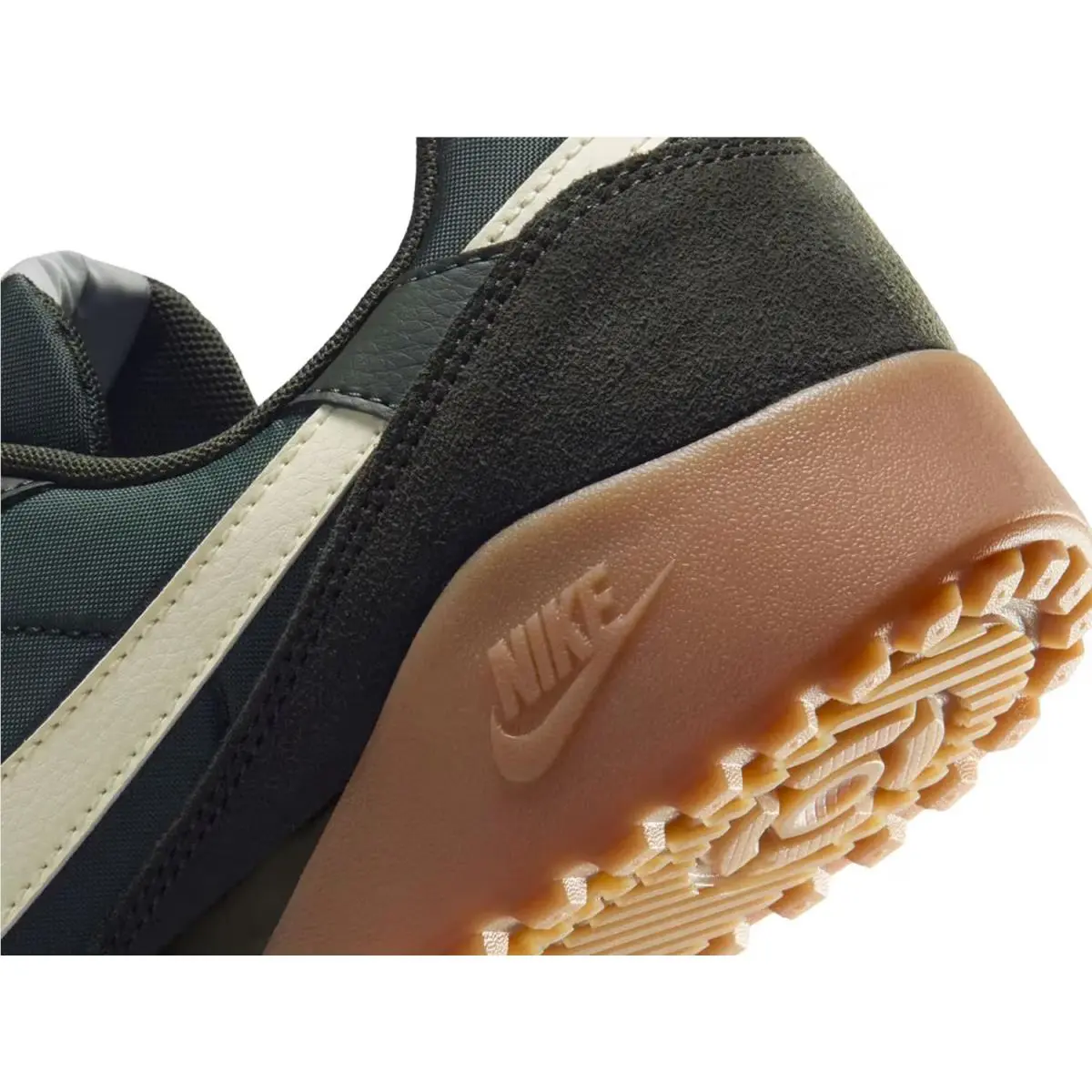 Nike shoes - Dark Green Suede 16
