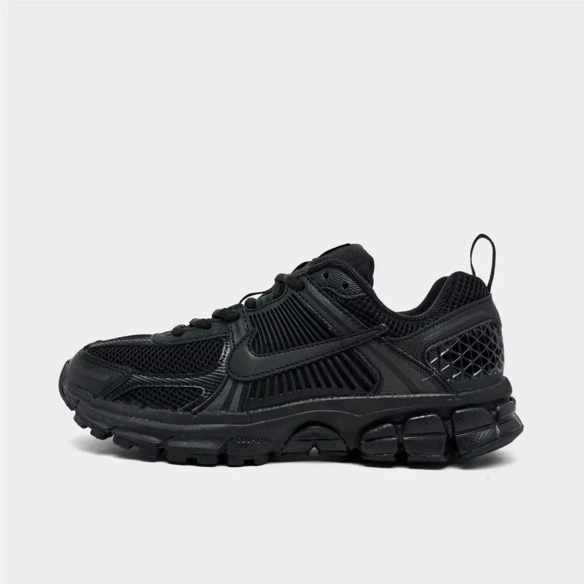 Big Kids` Nike Vomero 5 Casual Shoes Black/black HF6998 007