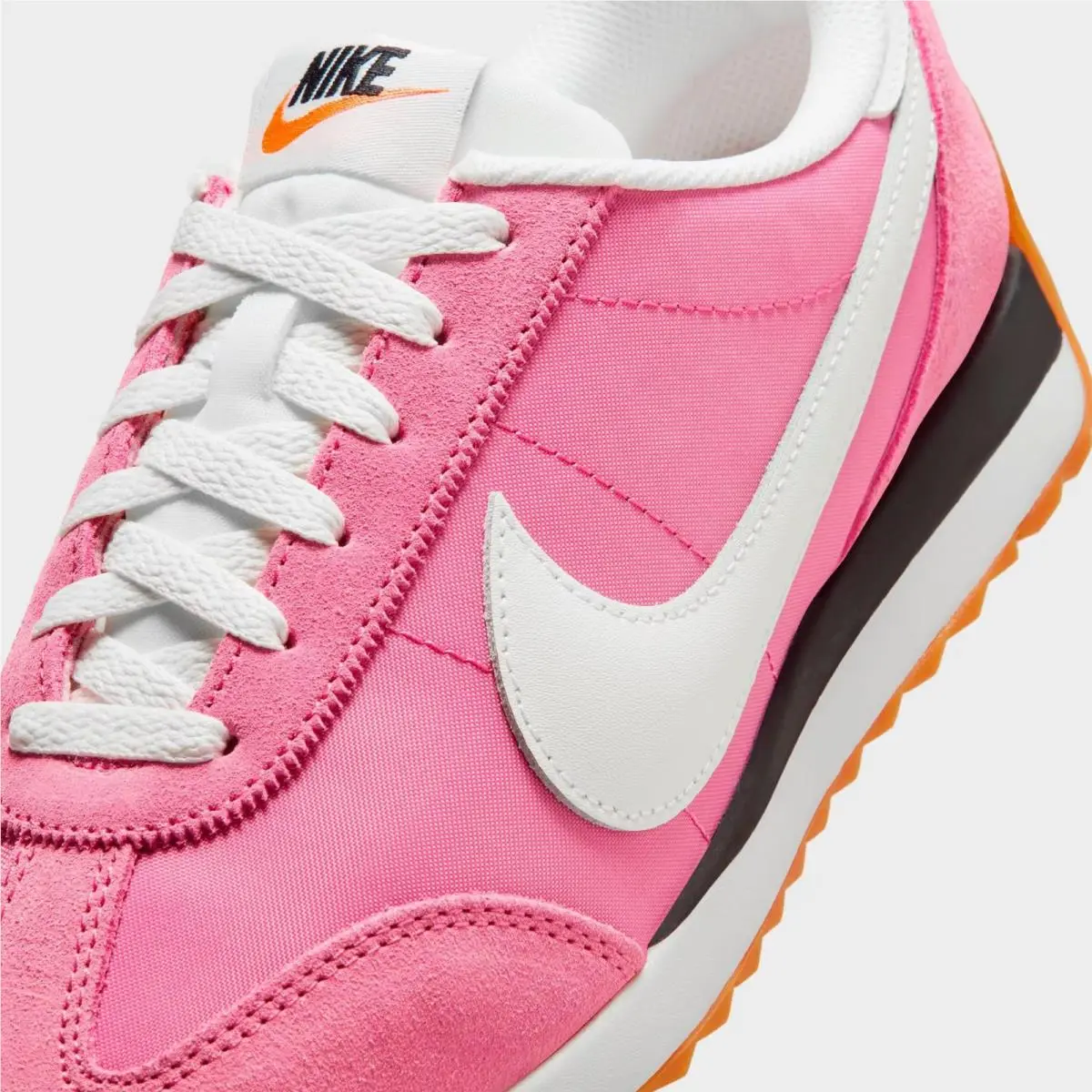 Nike shoes - HM4771 606 - Peony/Black/Gum Light Brown/Sail 0