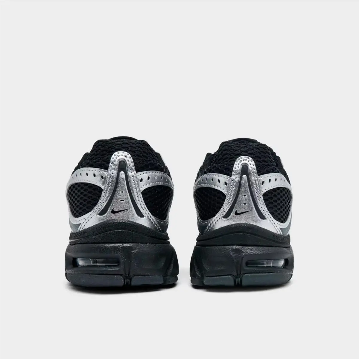 Nike shoes - HQ2056 007 - Black/Black/Metallic Silver 6