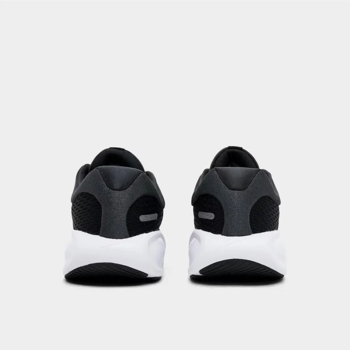 Nike shoes - HQ3266 001 - Black/White/Anthracite/Pure Platinum 6