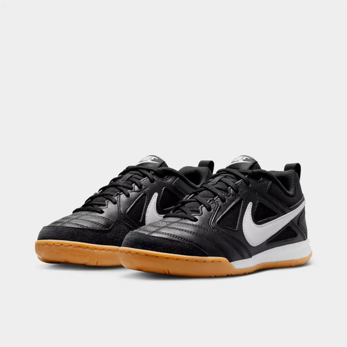 Nike shoes - HV9596 001 - Black/Black/Gum Light Brown/White 1
