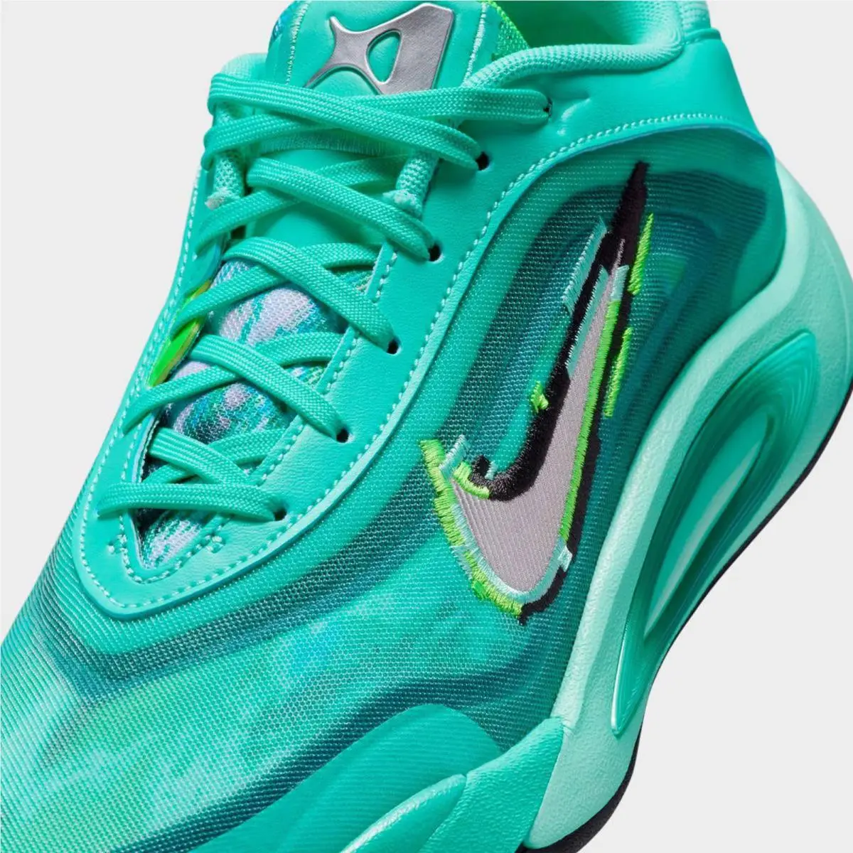 Nike shoes - HV2267 300 - Bleached Turquoise/Washed Teal/Geode Teal/Metallic Silver 4