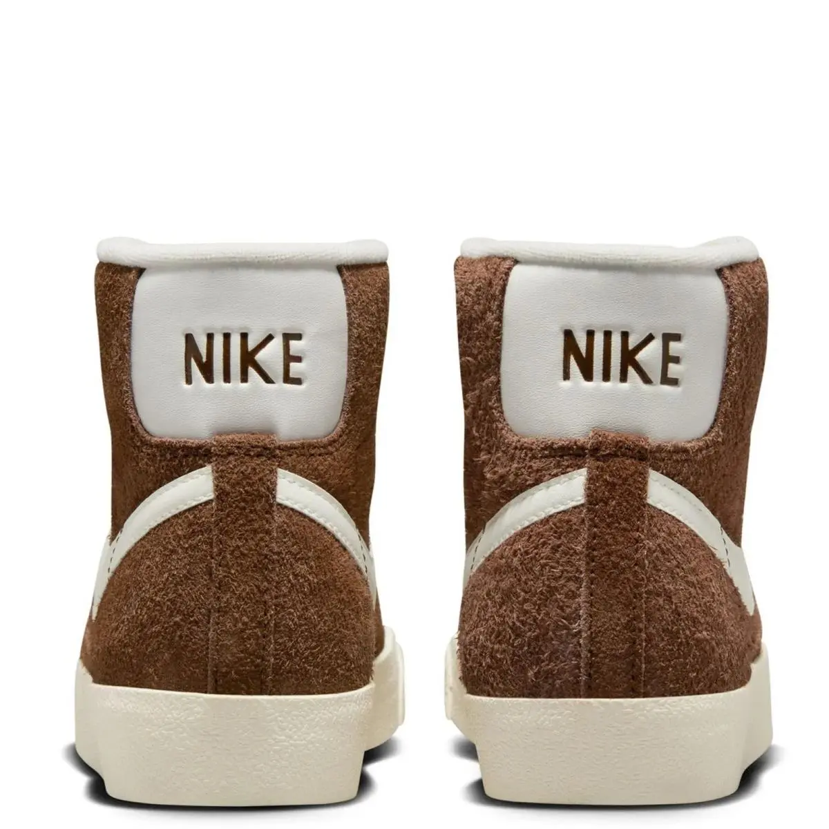 Nike clothing - Nike - Cacao Wow/Sail-Coconut Milk-Black 6