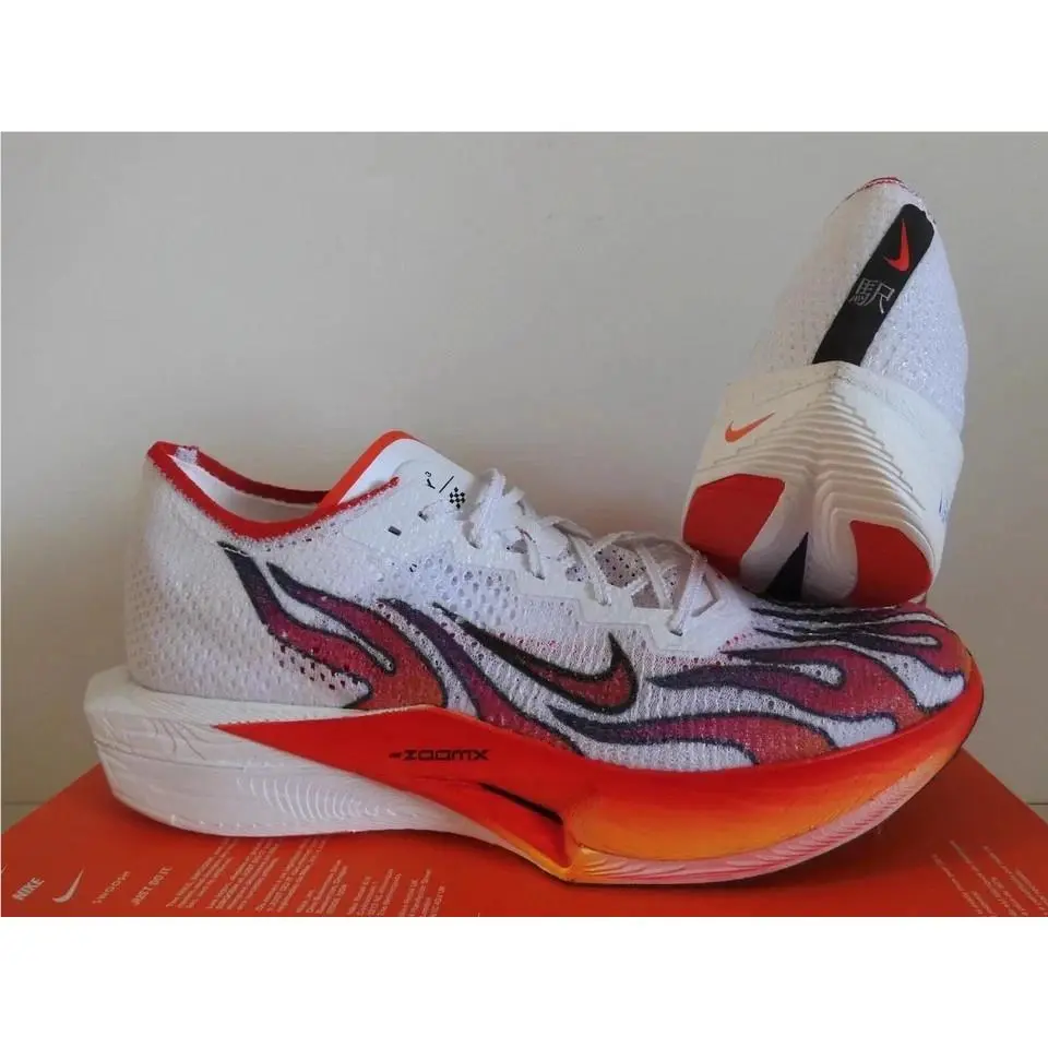 Nike shoes - Nike ZoomX Vaporfly - ZoomX Vaporfly - HQ3504-100 - White 18