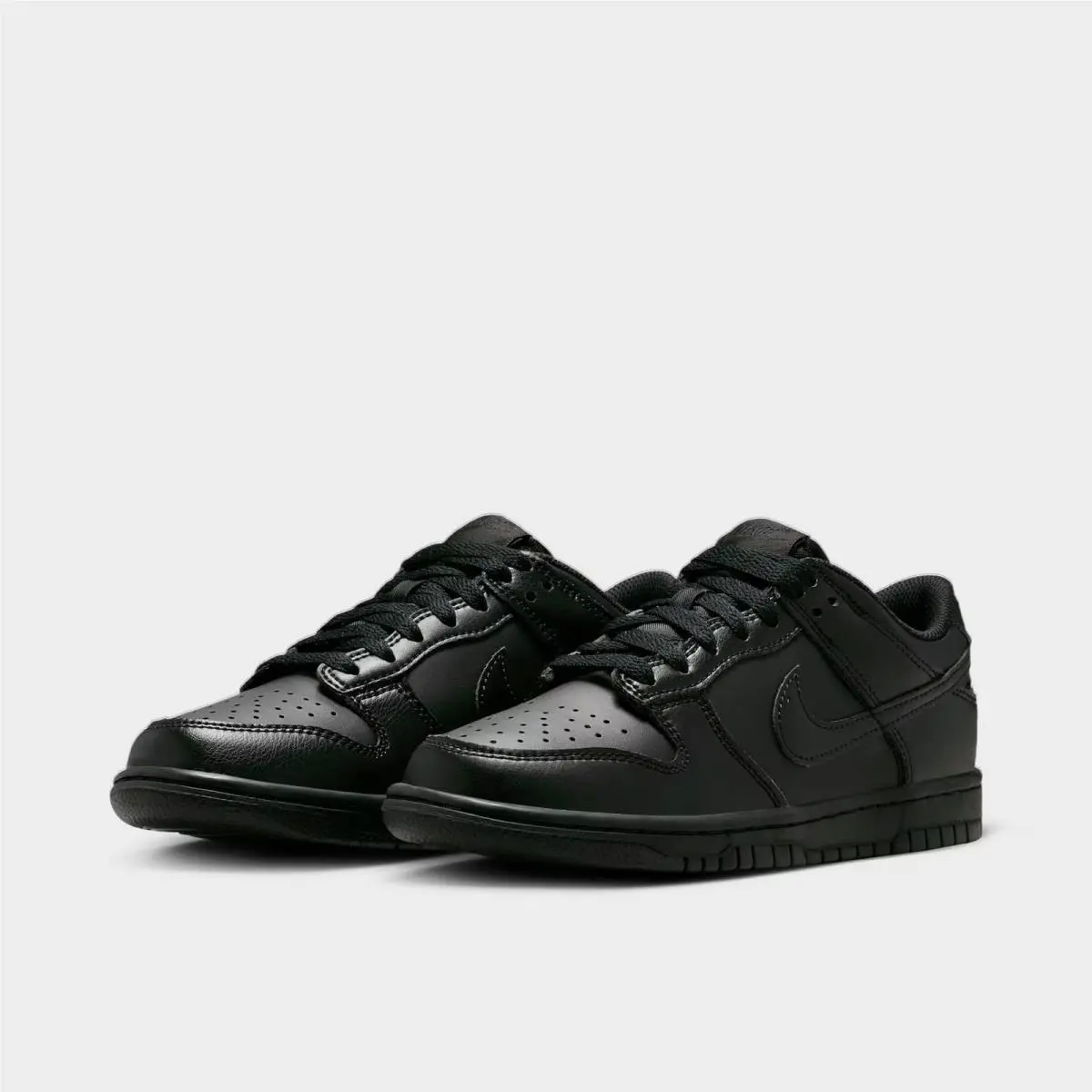 Nike shoes - IU7766 009 - Black 1