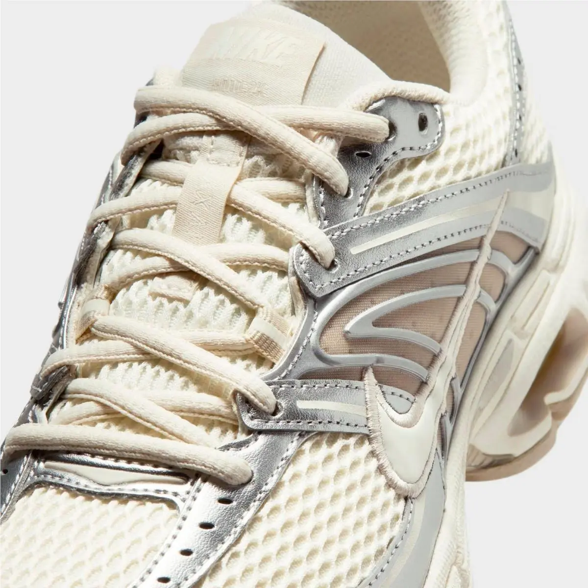Nike shoes - HQ2056 108 - Pale Ivory/Metallic Silver/Light Orewood Brown/Sail 0