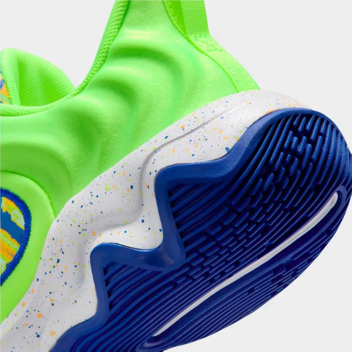 Nike shoes - IQ0818 700 - Volt Ice/Game Royal/Laser Orange/Multi-Color 0