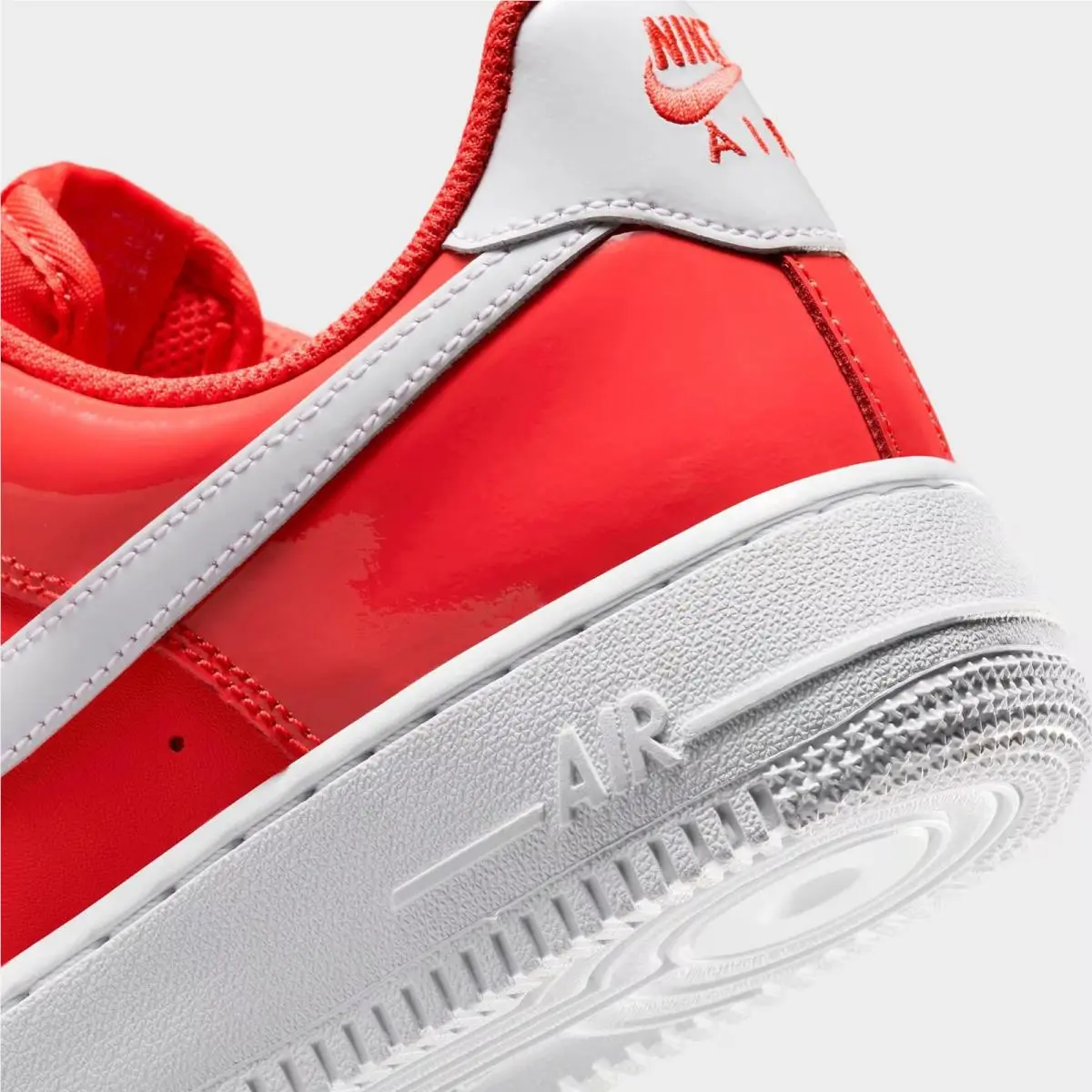 Nike shoes - IR5450 600 - Light Crimson/Light Crimson/White 0