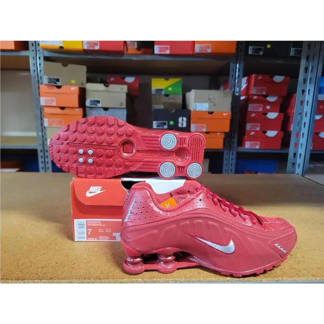 Nike Shox R4 Men Shoes Gym Red Metallic Silver IQ0608-687 Size 7