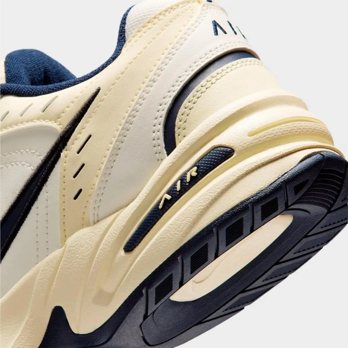 Nike shoes - 415445 104 - Coconut Milk/Sail/Black/Obsidian 4