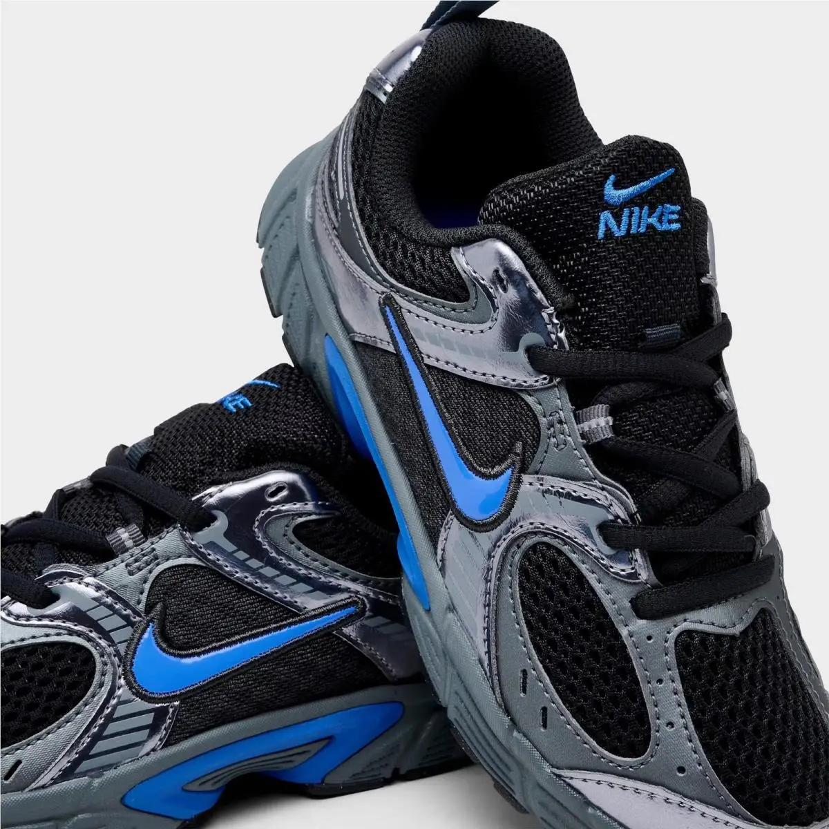 Nike shoes - IR2305 004 - Anthracite/Blue Crystal/Metallic Cool Grey 4