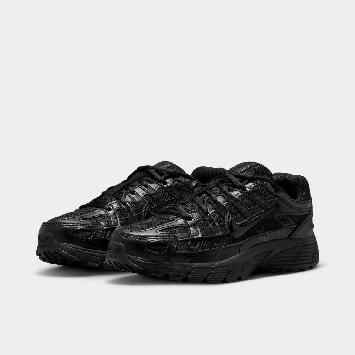 Nike shoes - HV5064 012 - Black 1