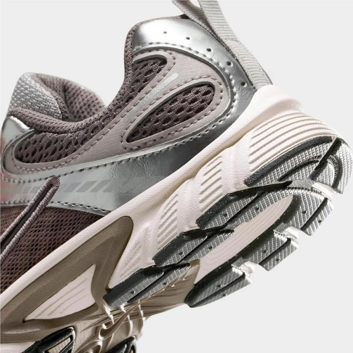 Nike shoes - HQ6412 200 - Cave Stone/College Grey/Vast Grey/Black 0