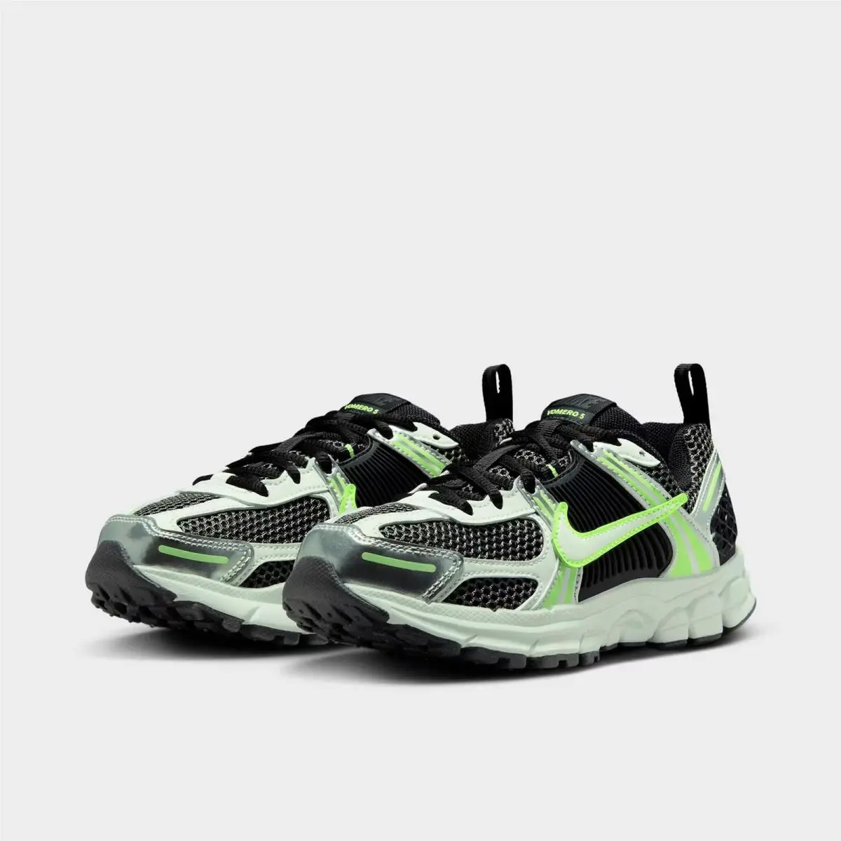 Nike shoes - HF6998 015 - Black/Volt Ice/Anthracite/Barely Green 1