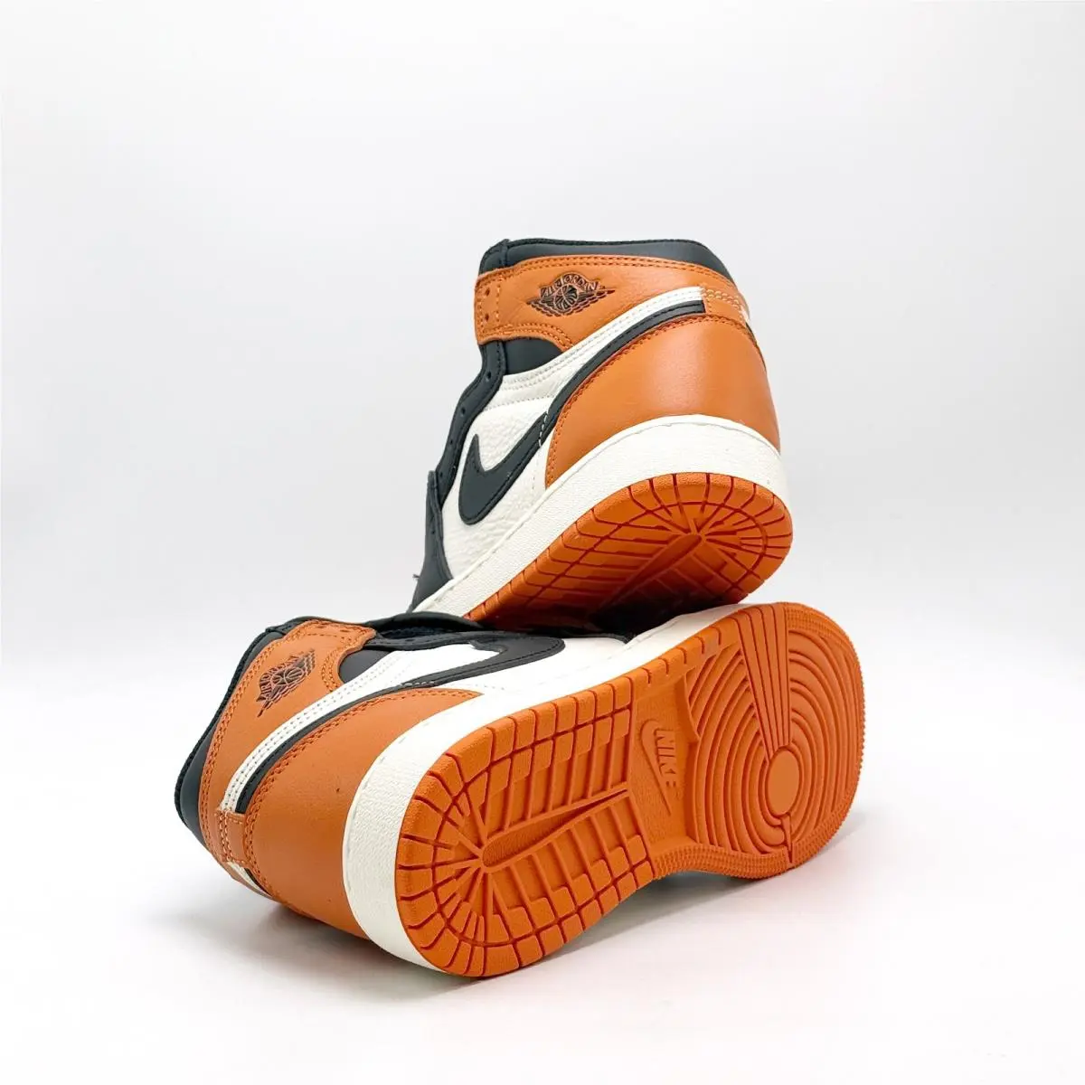 Nike shoes - Air Jordan 1 Mid - Air Mid - Orange 9