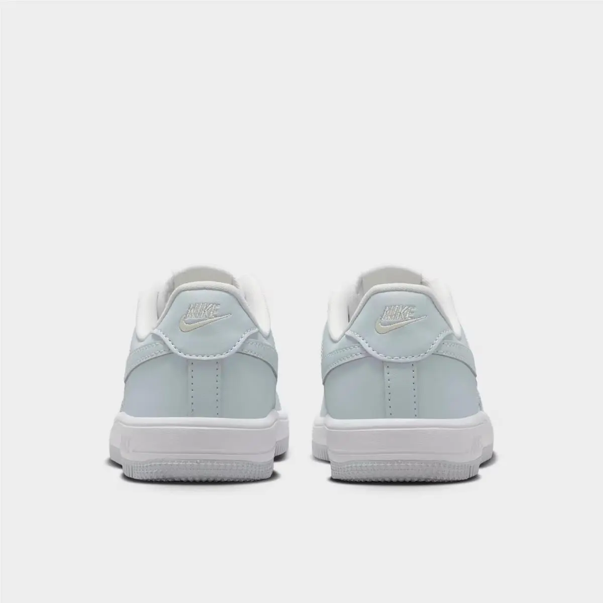 Nike shoes - IF1673 014 - Platinum Tint/Alabaster/White/Aura 2