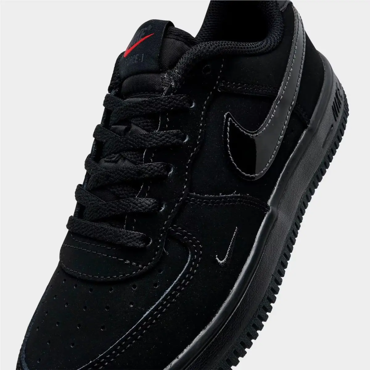 Nike shoes - IR0188 010 - Black/Smoke Grey/Dark Smoke Grey 4