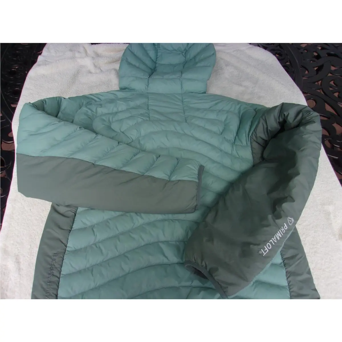 Nike clothing - light green 6