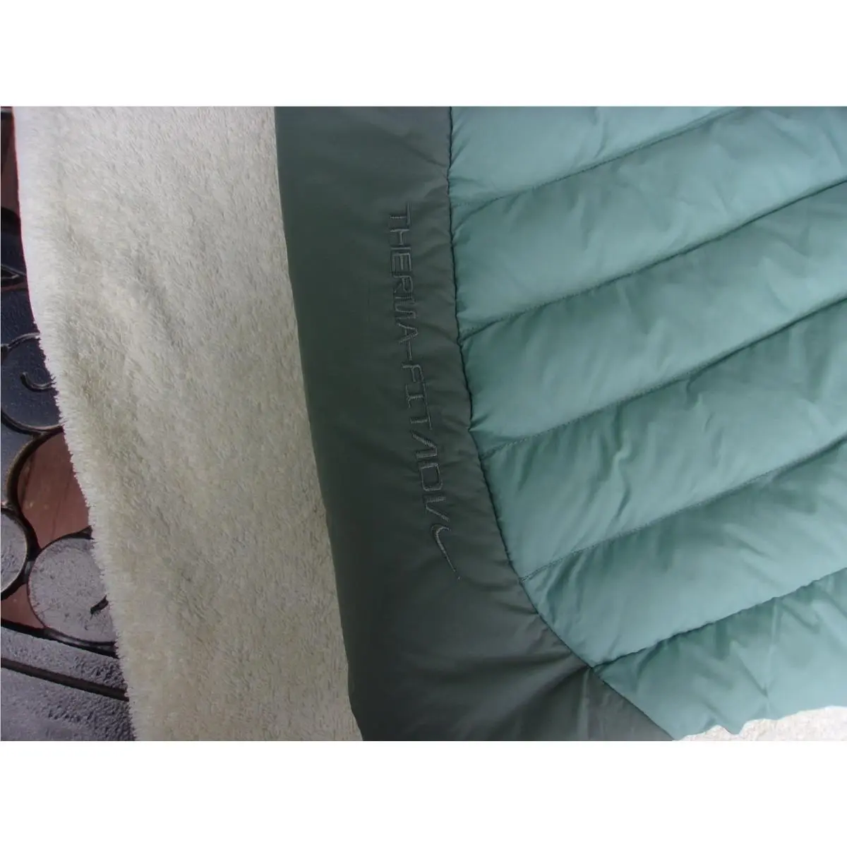 Nike clothing - light green 16