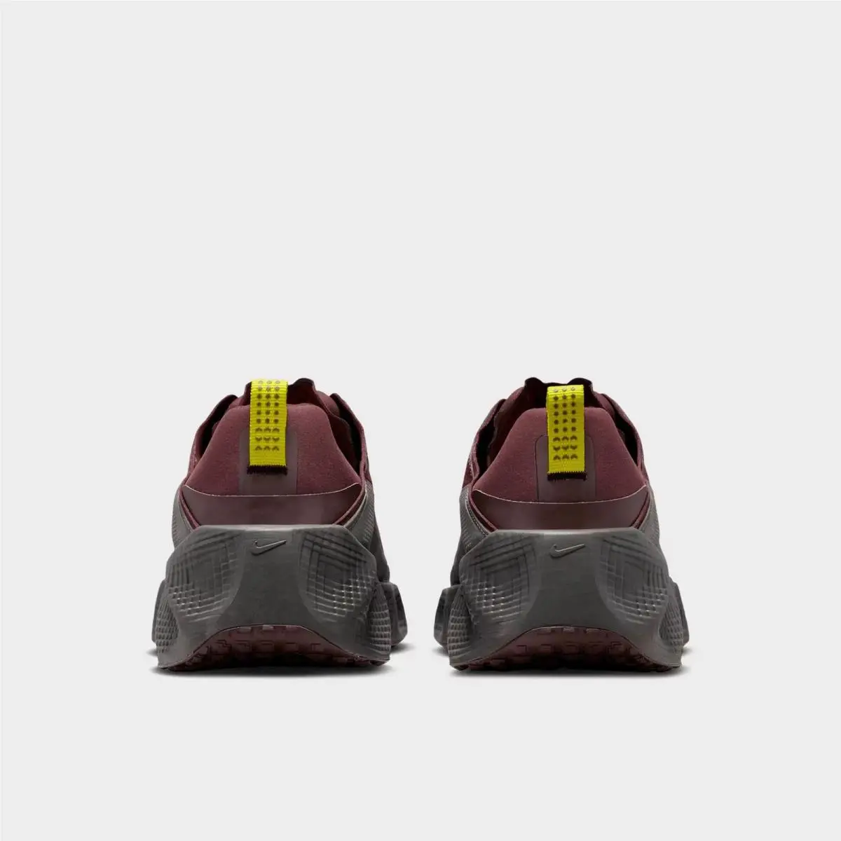 Nike shoes - IM9327 200 - Earth/Black/Bright Cactus/Bright Cactus 2