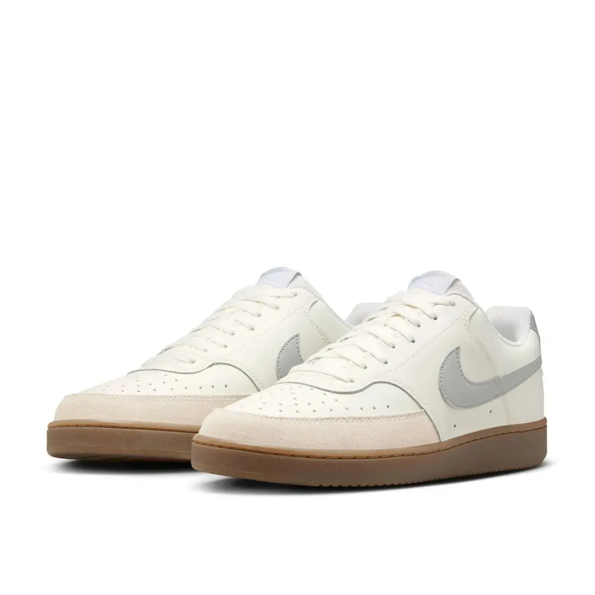 Nike shoes - Natural 2