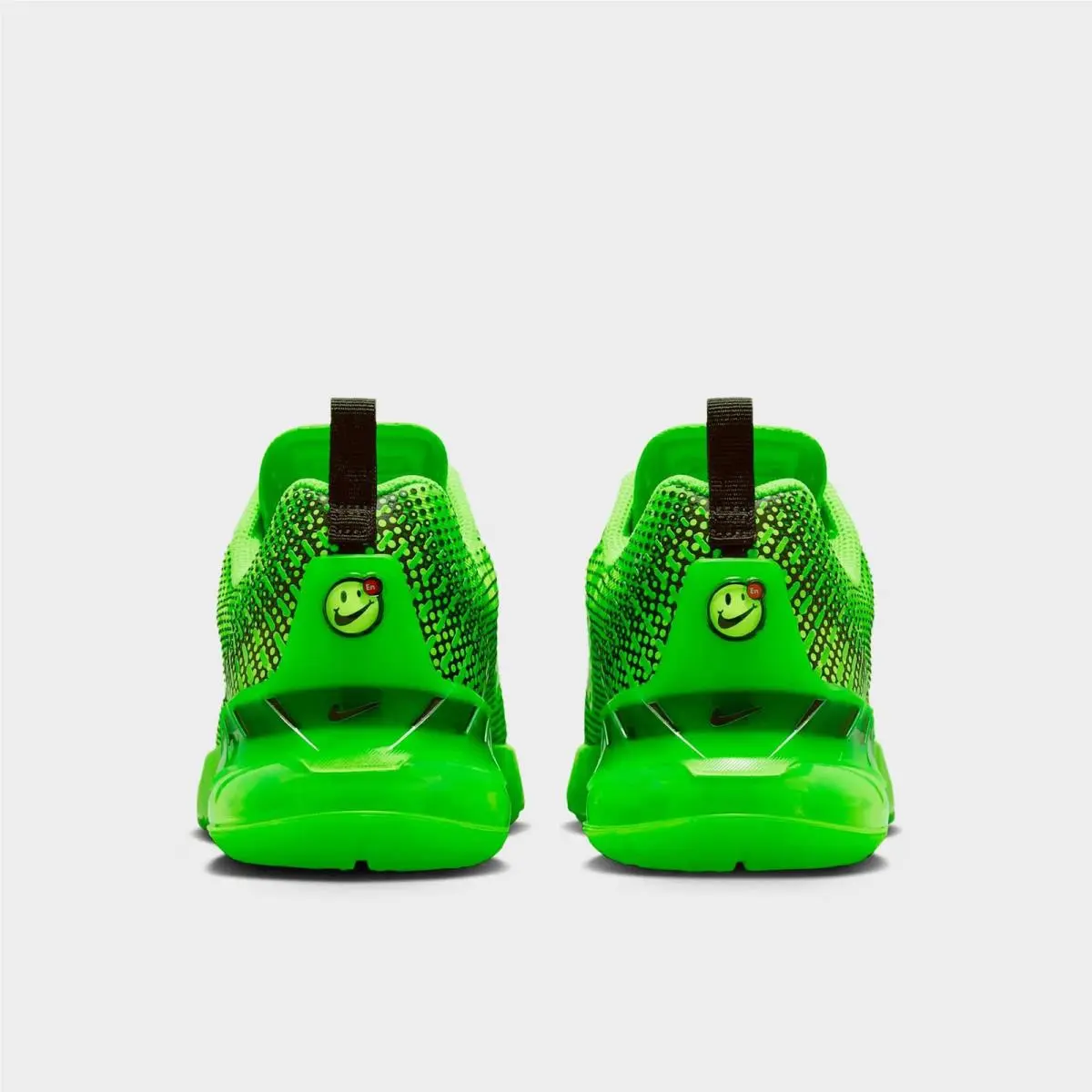 Nike shoes - IQ2705 300 - Green Strike/Mean Green/Action Green/Black 2