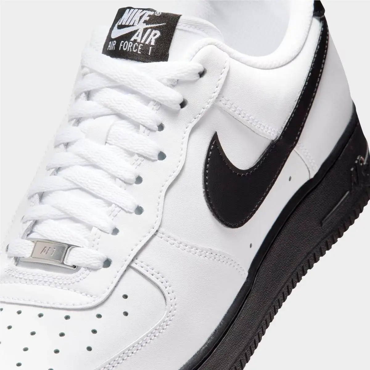 Nike shoes - FJ4146 129 - White/Black 0