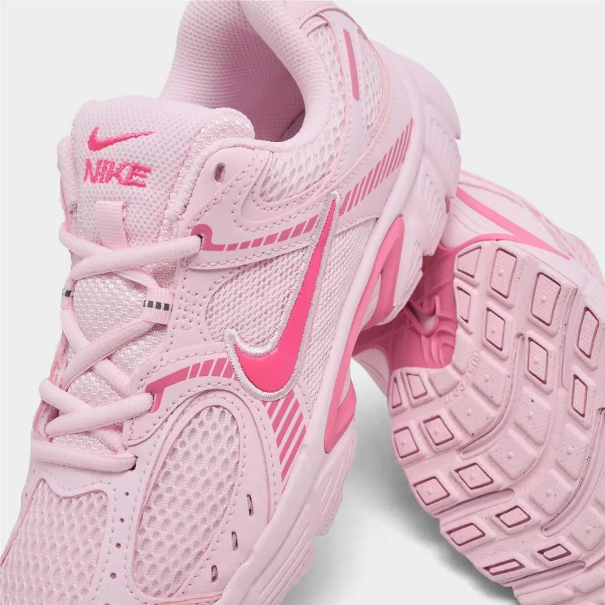 Nike shoes - IO7458 663 - Pink Foam/Pinksicle/Hyper Pink 4