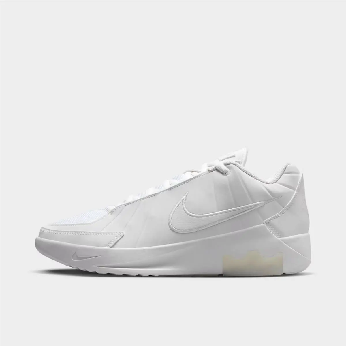 Nike shoes - II7520 100 - White/Black/White 3