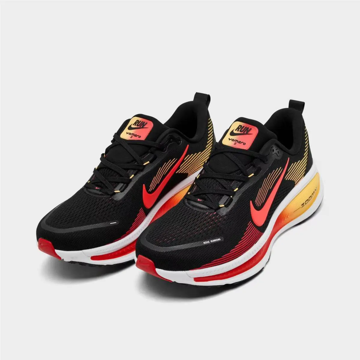 Nike shoes - HM6803 016 - Black/Light Crimson/Topaz Gold/Bright Crimson 1