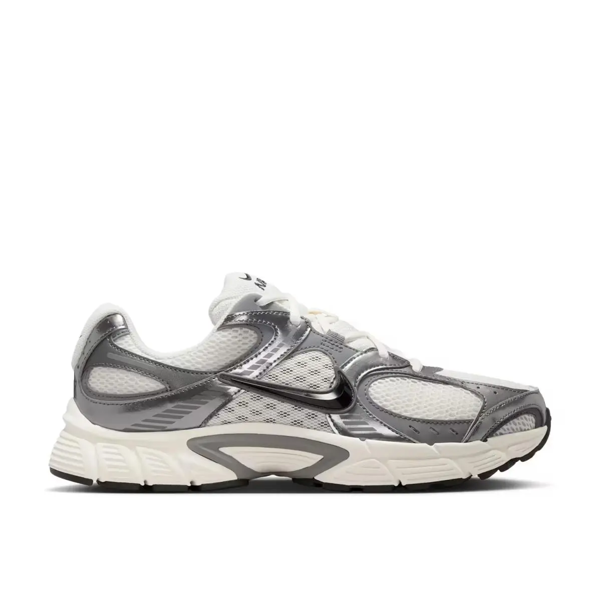Nike shoes - White/Silver 8