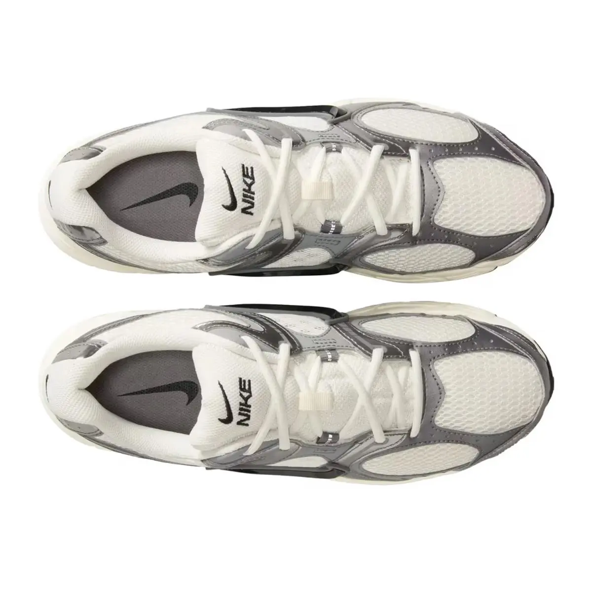 Nike shoes - White/Silver 13