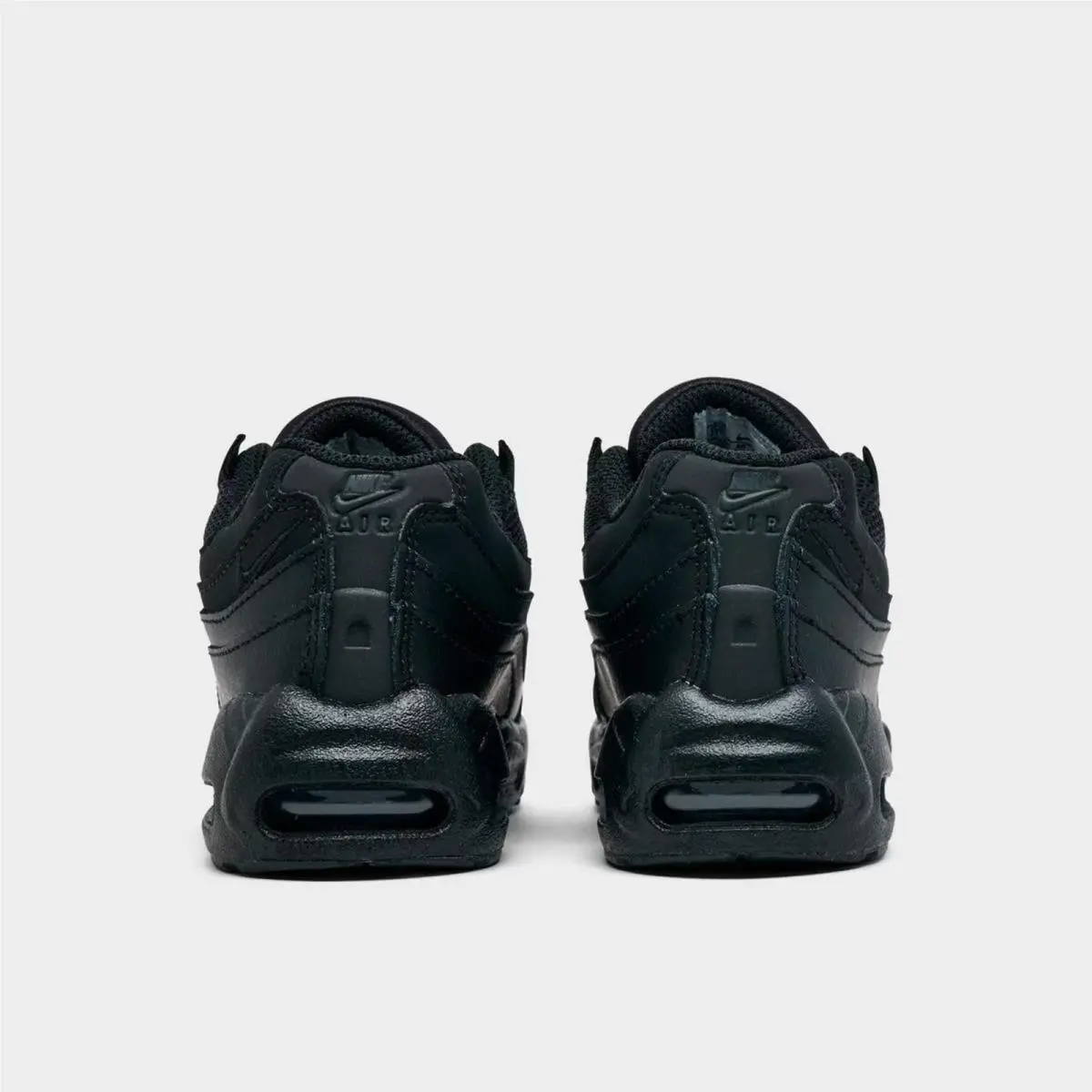 Nike shoes - HQ6365 001 - Black/Black/Black/Anthracite 6